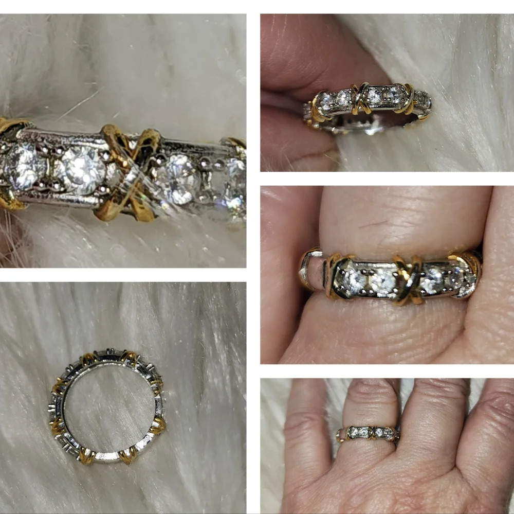 Sterling Silver‎ & Zirc sweetheart band